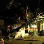 Pohon Beringin Raksasa Tumbang di Ubud, Timpa Restoran dan Mobil