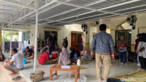 Banjir Terjang Tembalang Semarang, Ratusan Warga Terdampak Akibat Hujan Deras