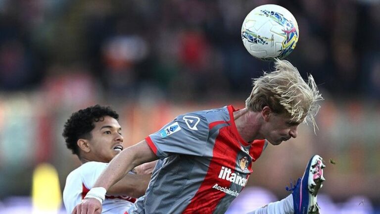 Kesalahan Fatal Transmisi Serie A: Wajah Ruben Amorim Muncul Saat Alex Amorim Main untuk Genoa Kesalahan Fatal Transmisi Serie A: Wajah Ruben Amorim Muncul Saat Alex Amorim Main untuk Genoa