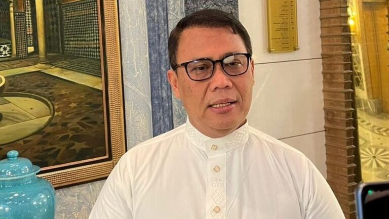 PDIP Tegaskan Sikap Penyeimbang, Megawati Ingin Jaga Hubungan Baik dengan Prabowo