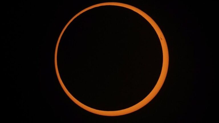 Gerhana Matahari Cincin 17 Februari 2026: Waktu, Dampak, dan Peringatan BMKG
