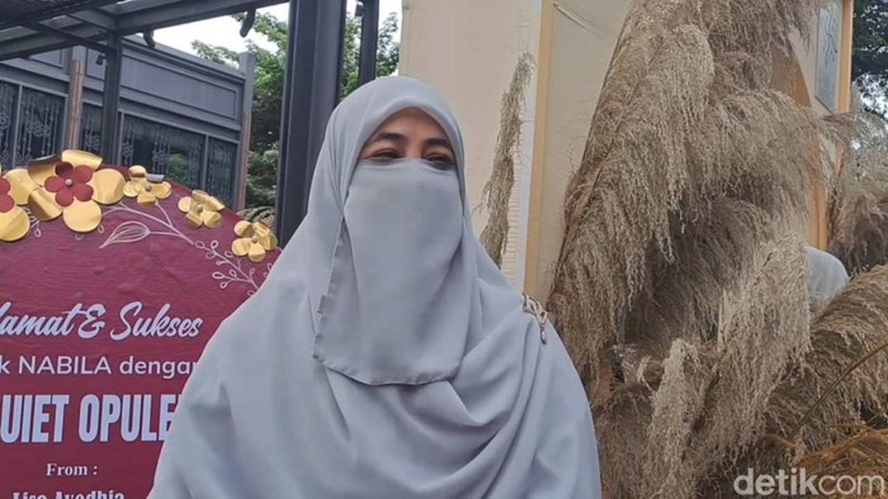 Umi Pipik Sambut Ramadan 2026 Lebih Spesial dengan Kehadiran Cucu Pertama Umi Pipik Sambut Ramadan 2026 Lebih Spesial dengan Kehadiran Cucu Pertama