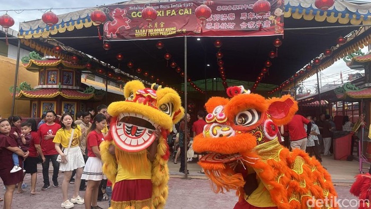 Semarak Imlek 2026: Barongsai Meriahkan Kelenteng, Candi, hingga Bandara