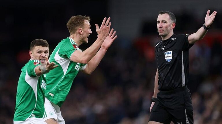 Wasit Piala FA Diistirahatkan dari Premier League Akibat Kesalahan Fatal