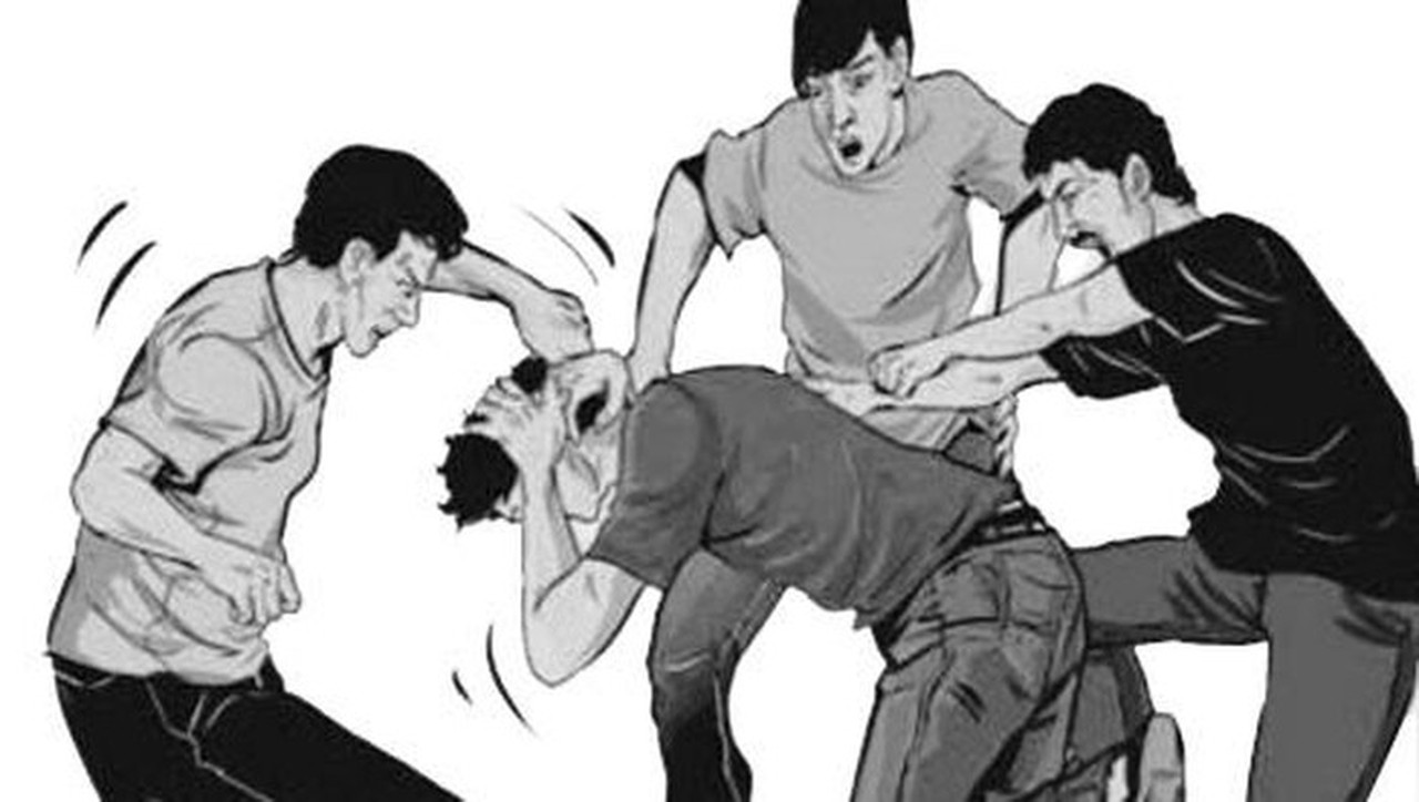 WN China Dikeroyok dan Dirampok di Palu Usai Tabrak Motor Terparkir WN China Dikeroyok dan Dirampok di Palu Usai Tabrak Motor Terparkir