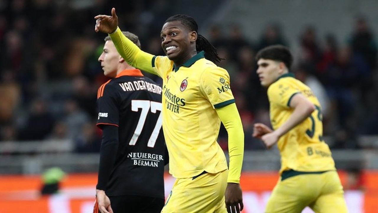 AC Milan Ditahan Imbang Como 1907 di San Siro, Allegri Diusir Wasit AC Milan Ditahan Imbang Como 1907 di San Siro, Allegri Diusir Wasit