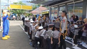 Aipda Agung Ginanjar: Pelopor Taman Edukasi Lalu Lintas dan SKCK Delivery di Polsek Pandeglang