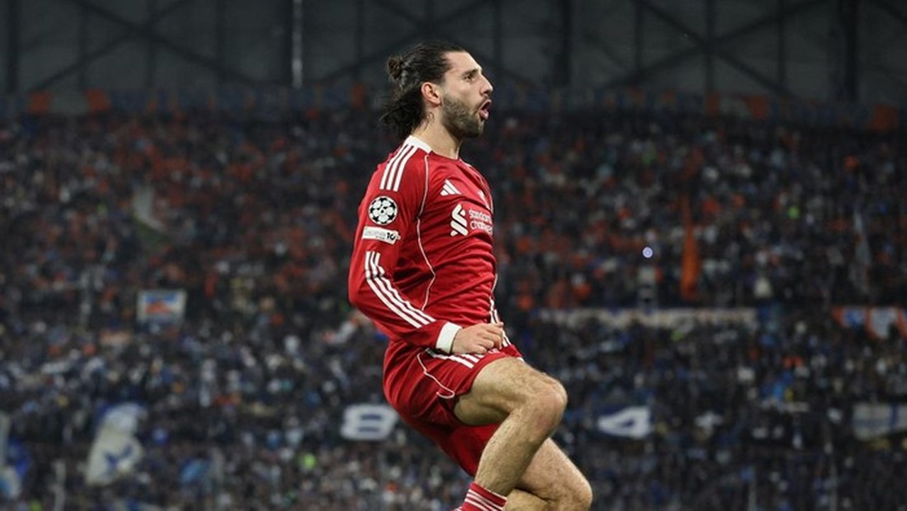 Dominik Szoboszlai Dinilai Virgil van Dijk Layak Jadi Kapten Liverpool Berikutnya