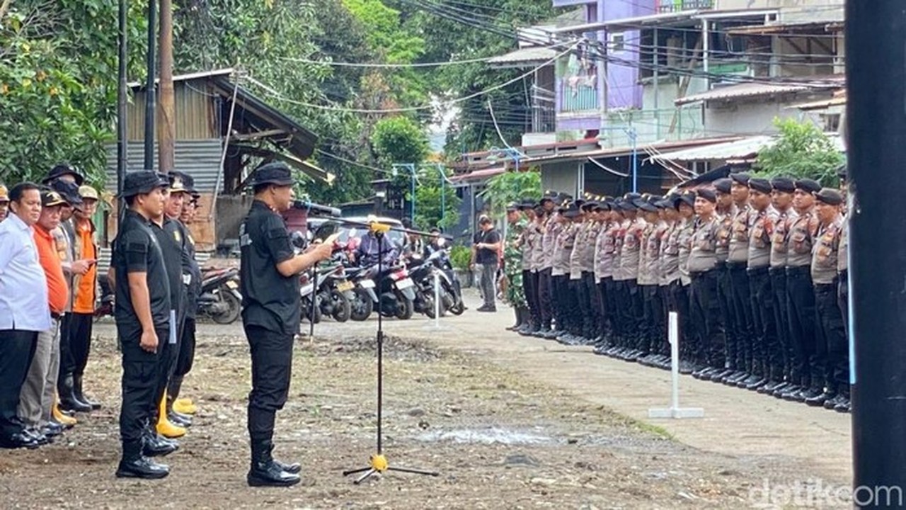 Kapolda Metro Jaya Luncurkan Gerakan ‘Bang Jasri’ untuk Budaya Bersih Lingkungan