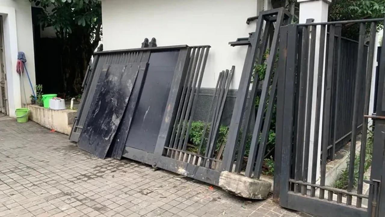 Sopir Wanita Tabrak Pagar Rumah Jusuf Kalla, Ganti Rugi Rp 25 Juta Disepakati