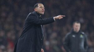 Liam Rosenior Tak Kaget Arsenal Tergelincir di Kandang Wolves, Soroti Ketatnya Liga Inggris