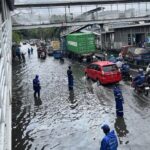 Jalan Daan Mogot Jakarta Barat Terendam Banjir, Lalu Lintas Arah Cengkareng Macet Parah