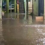 Banjir 1 Meter Rendam Permukiman Warga Kebon Pala Jakarta Timur Akibat Hujan Deras