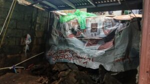 Tanah Bergerak dan Hujan Deras Picu Longsor di Bogor, Dinding Rumah Warga Ambruk