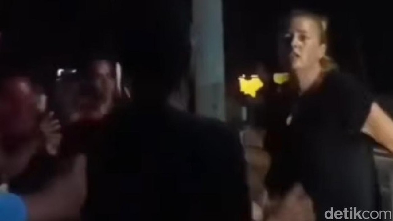 Bule Ngamuk di Musala Gili Trawangan, Terganggu Suara Tadarusan Ramadan