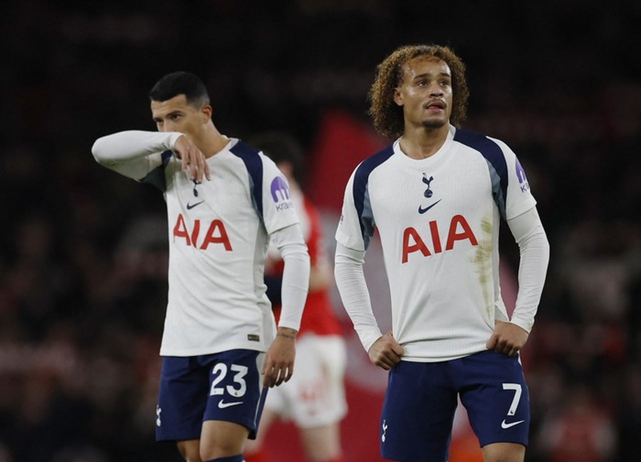 Sponsor Utama Tottenham Hotspur Terancam Cabut Akibat Kinerja Buruk Klub