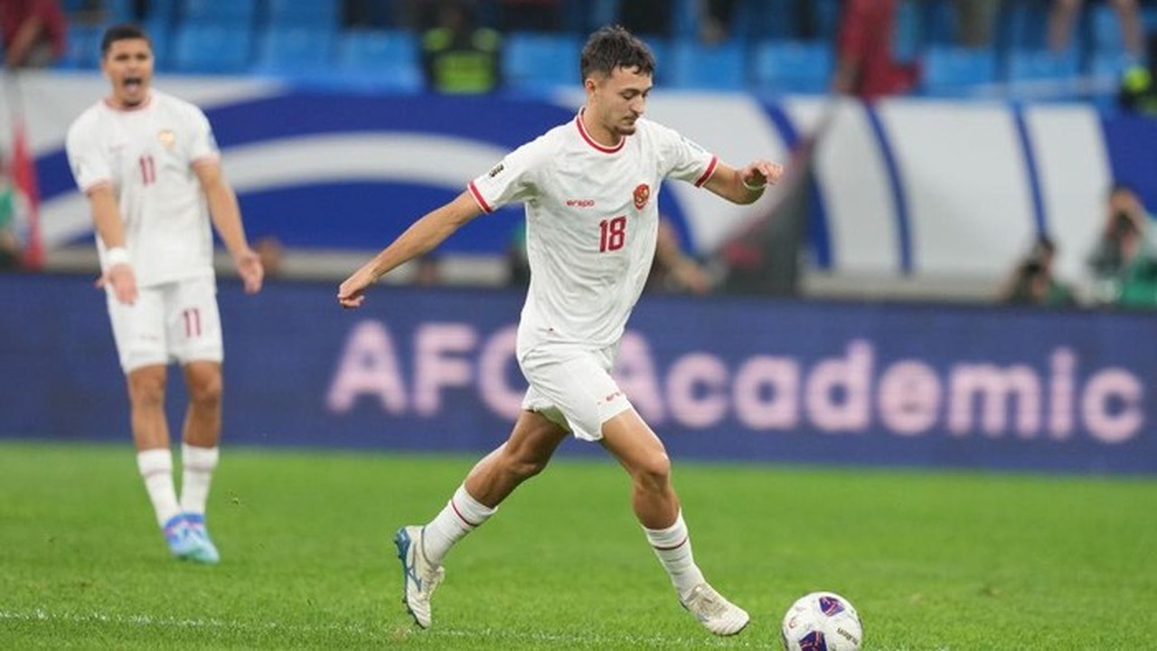 FC Utrecht Putus Kontrak Ivar Jenner, Ini Alasan di Balik Keputusan Mengejutkan Itu FC Utrecht Putus Kontrak Ivar Jenner, Ini Alasan di Balik Keputusan Mengejutkan Itu