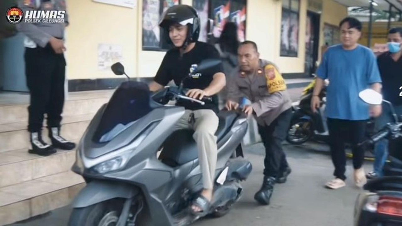 Gudang Motor Curian di Bogor Digerebek, Polisi Kembalikan Kendaraan ke Pemilik Asli Gudang Motor Curian di Bogor Digerebek, Polisi Kembalikan Kendaraan ke Pemilik Asli