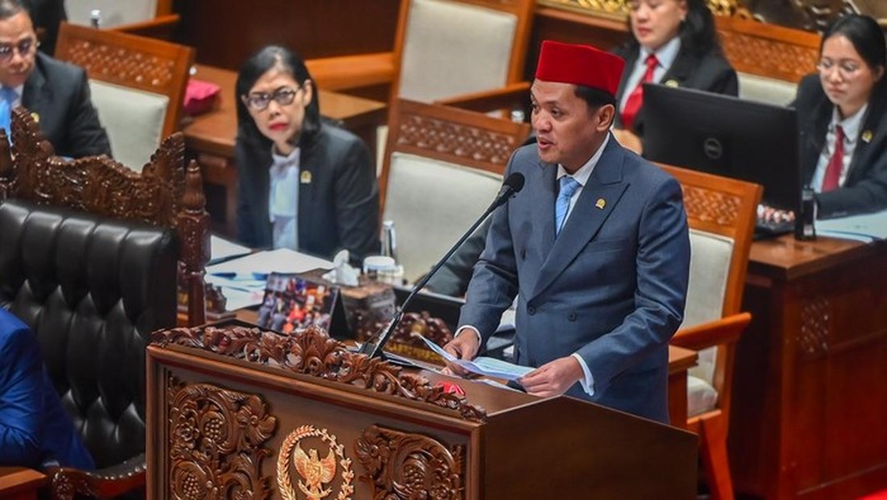 Ketua Komisi III DPR Minta Ketua BEM UGM Buat Laporan Polisi Terkait Ancaman Teror