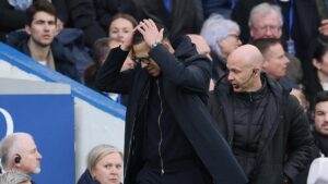 Chelsea Gagal Menang Lagi, Liam Rosenior Geram Akibat Kelengahan Tim