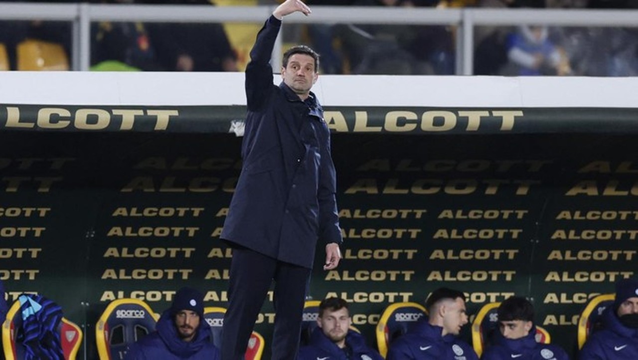 Cristian Chivu Ukir Rekor Poin Debutant, Inter Milan Kokoh di Puncak Serie A