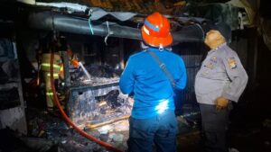 Rumah di Serang Terbakar Akibat Sambaran Petir, Pemilik Sempat Terpental