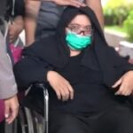 Majikan Penganiaya ART di Bogor Jalani Pemeriksaan Tersangka dengan Kursi Roda