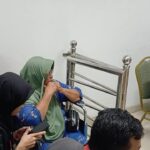 Nenek Fandi ABK Terdakwa Sabu 2 Ton Minta Bantuan Presiden Prabowo untuk Bebaskan Cucu