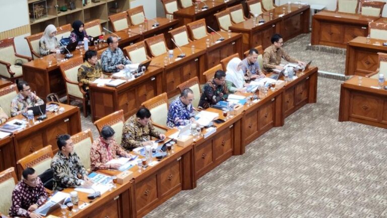 PPATK Ungkap 43 Juta Laporan Transaksi Keuangan Senilai Rp 2.085 Triliun di 2025 PPATK Ungkap 43 Juta Laporan Transaksi Keuangan Senilai Rp 2.085 Triliun di 2025