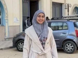 Oki Setiana Dewi: ‘Manusia Udara’ Lintas Benua Demi Kuliah dan Keluarga