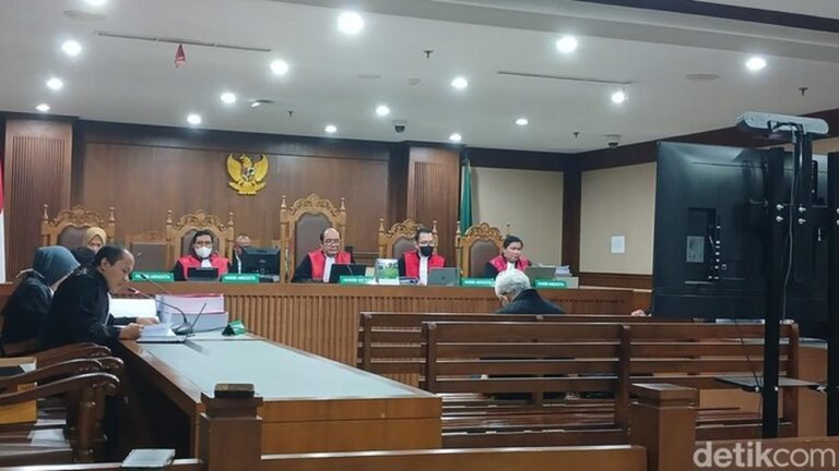 Mantan Dirut Pertamina Luhur Budi Djatmiko Dituntut 5 Tahun Penjara Kasus Korupsi Lahan Rp 348 M