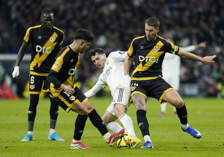 Presiden Barcelona Ejek Penalti Real Madrid: “Diving!”