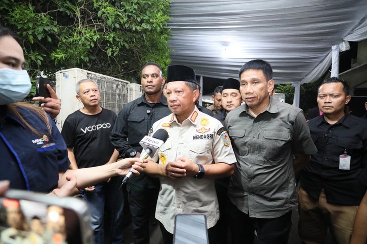 Mendagri Tito Karnavian Sampaikan Duka Cita Atas Wafatnya Meriyati Roeslani Hoegeng di Usia 100 Tahun