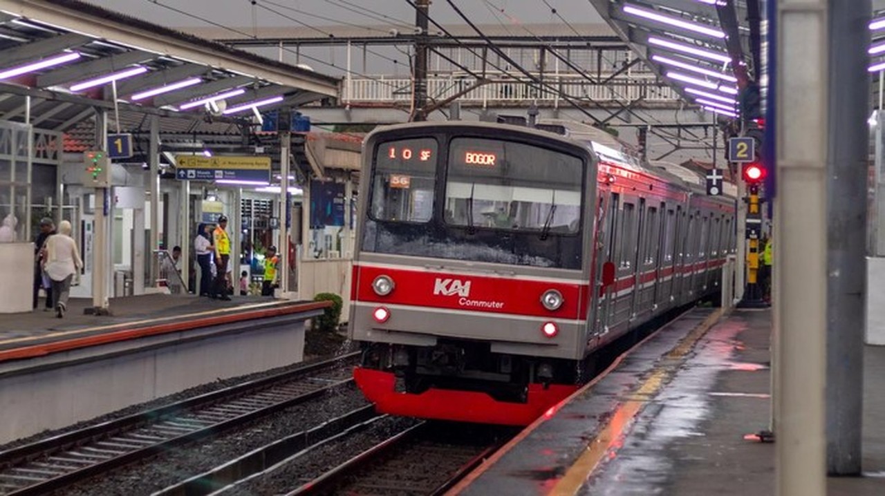 KAI Targetkan Headway KRL Tanah Abang-Rangkasbitung Dipangkas Jadi 4-8 Menit