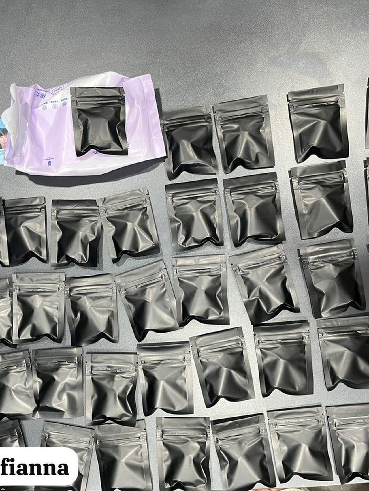 Polda Metro Jaya Ungkap Peredaran Vape Isi Narkoba Etomidate di Apartemen Tambora