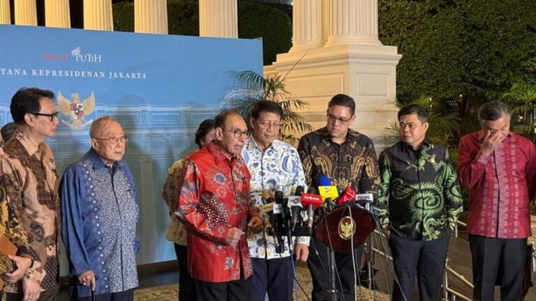 Alwi Shihab Usai Bertemu Prabowo: RI Tetap Komitmen pada Perjuangan Palestina dan Solusi Dua Negara