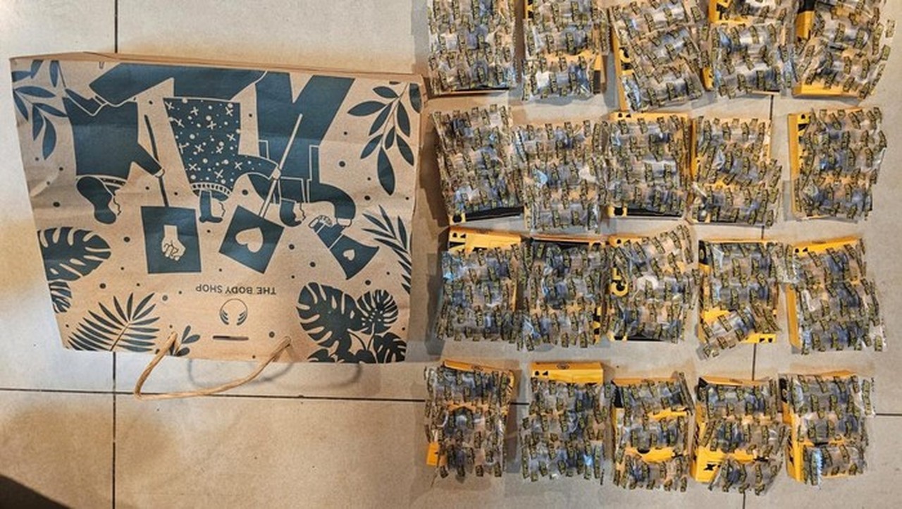 Bareskrim Polri Ungkap Peredaran Etomidate Cair dalam Cartridge Vape di Parkiran Mal Jaksel