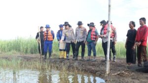 Kapolda Metro Jaya Tinjau Tambak Udang 47 Hektare untuk Ketahanan Pangan Nasional