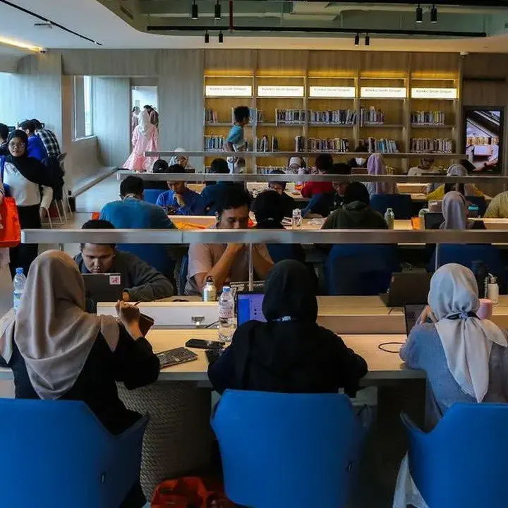 Akses Mudah ke Perpustakaan Nyi Ageng Serang dengan Transportasi Publik