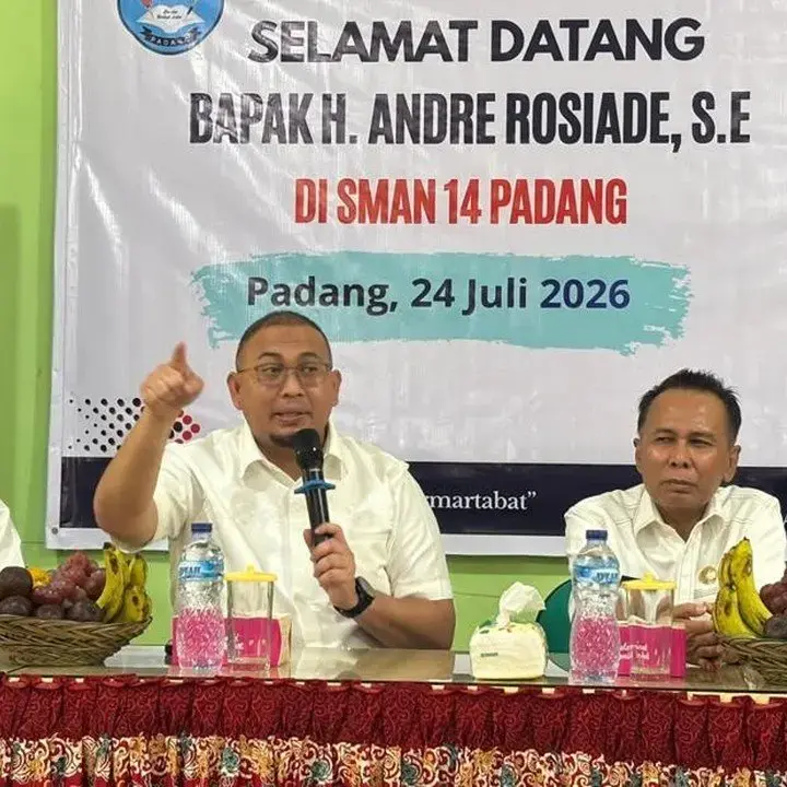 Andre Rosiade Tambah Bantuan Pembangunan Aula SMAN 14 Padang Menjadi Rp 400 Juta