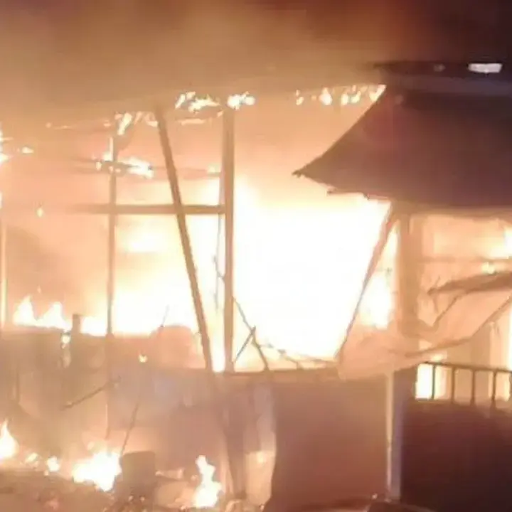 Api Lalap Ruko di Pasar Ciputat, Korsleting Listrik Diduga Jadi Pemicu