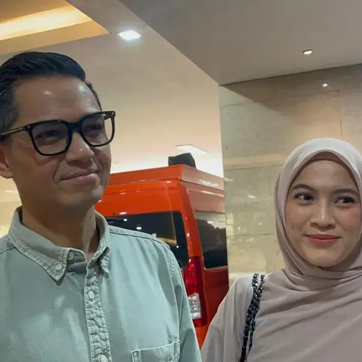 Artis Dude Harlino & Alyssa Soebandono Terima Rp 750 Juta dari Dana Syariah Indonesia