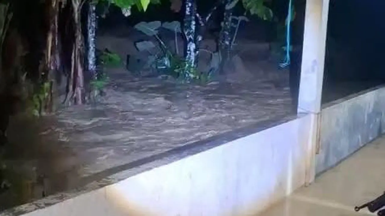 Banjir Bandang Terjadi di Sejumlah Wilayah Meski Musim Kemarau
