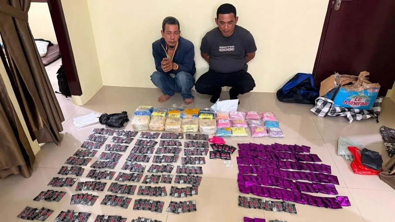Bareskrim Polri Sita Ratusan Gram Sabu dan Ribuan Butir Ekstasi di Pekanbaru