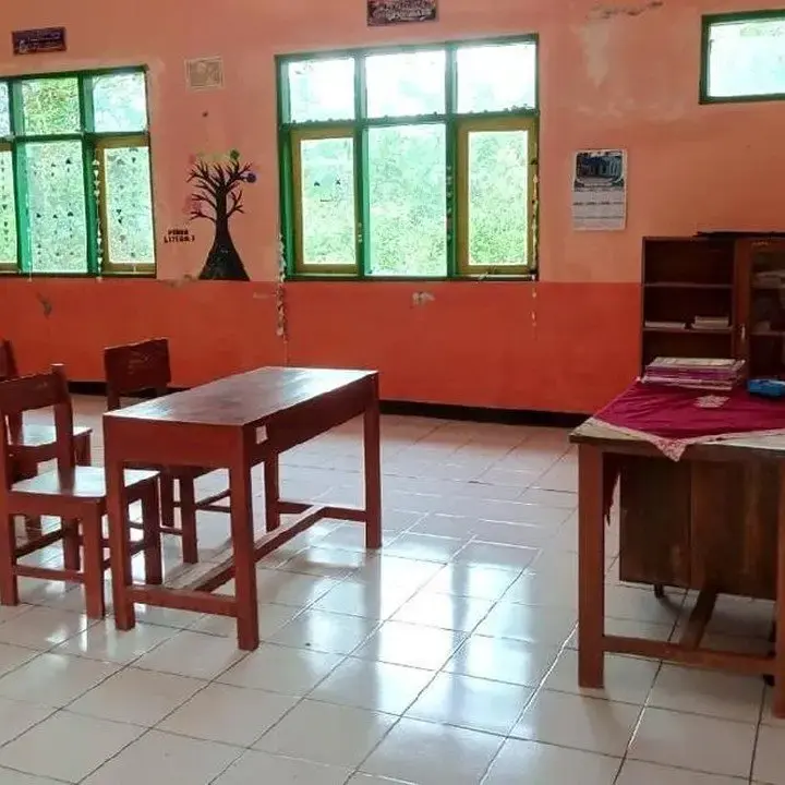 Beberapa SD Negeri di Pulau Jawa Kekurangan Peminat Siswa Baru