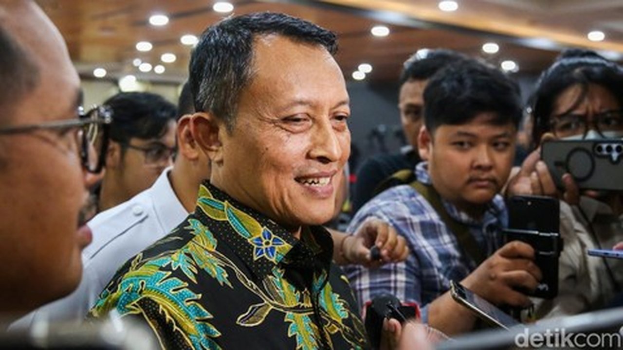 Belum Ditahan Setelah Jadi Tersangka, Keberadaan Febrie Adriansyah Belum Diketahui