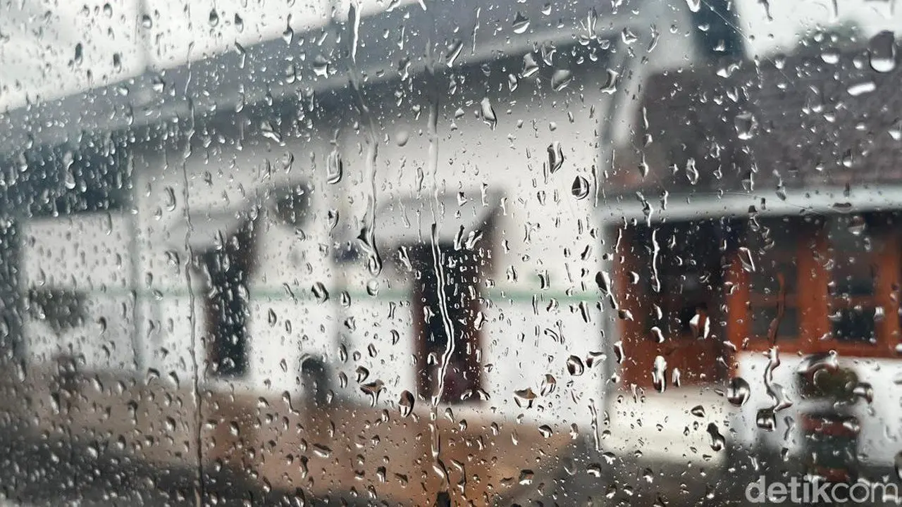 BMKG Jelaskan Hujan Bogor di Tengah Musim Kemarau: Fenomena Sesaat