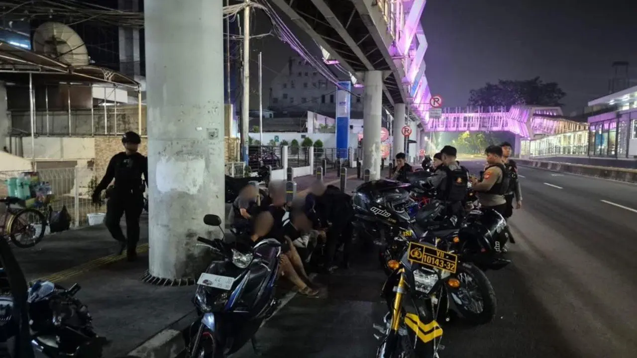 Brimob Bubarkan Balap Liar di Rawamangun, Empat Motor Diamankan