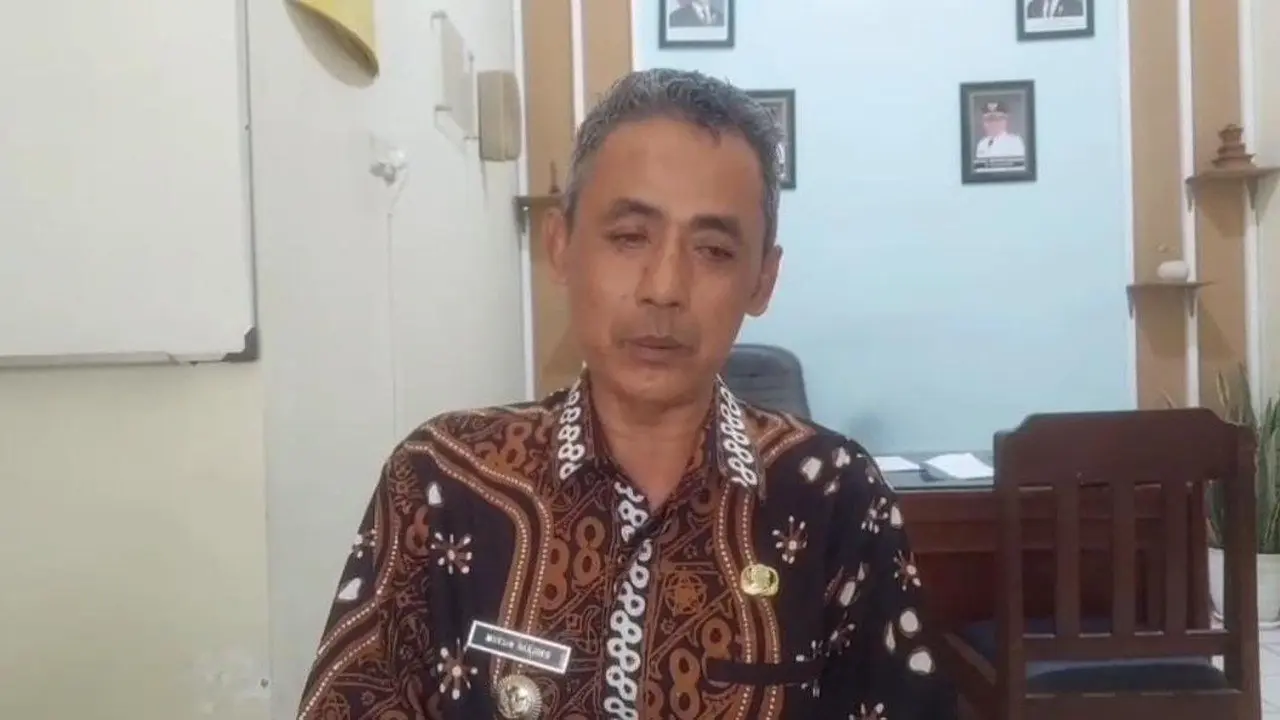 Camat Madiun Kepergok Main Game Saat Rapat Paripurna DPRD, Akui Hilangkan Penat