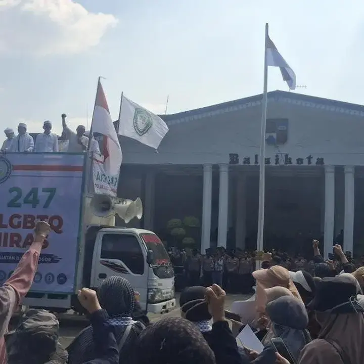 Demo Tolak LGBT di Bogor: Perwali Pencegahan Dibahas Pemprov Jabar